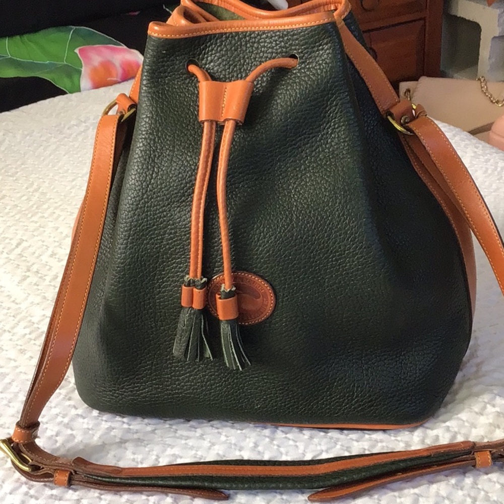 DOONEY AND BOURKE VINTAGE BUCKET BAG